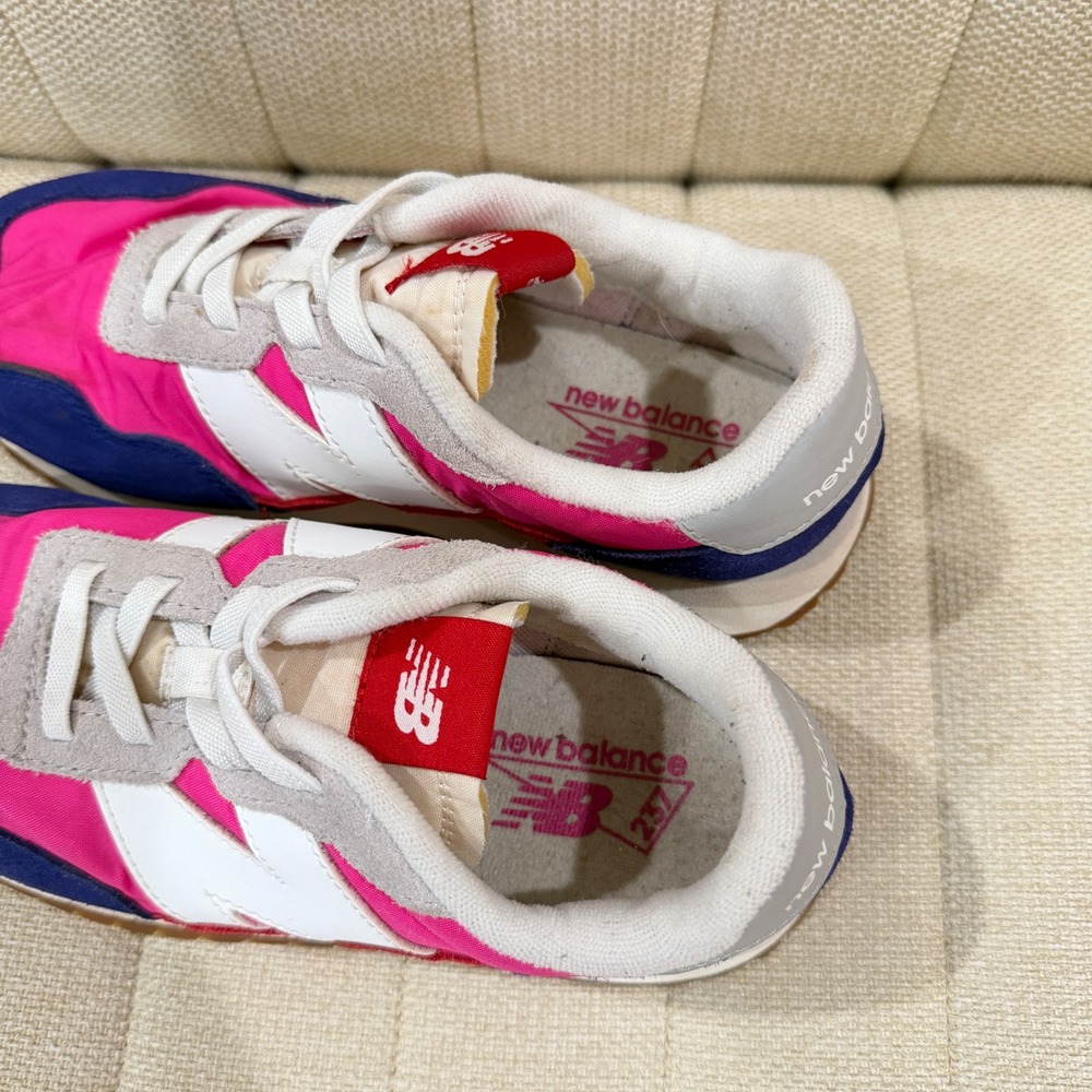 New Balance 237 Sneaker Girls Kids 3 Retro Lifestyle Shoe Pull On Pink Purple - Picture 6 of 7